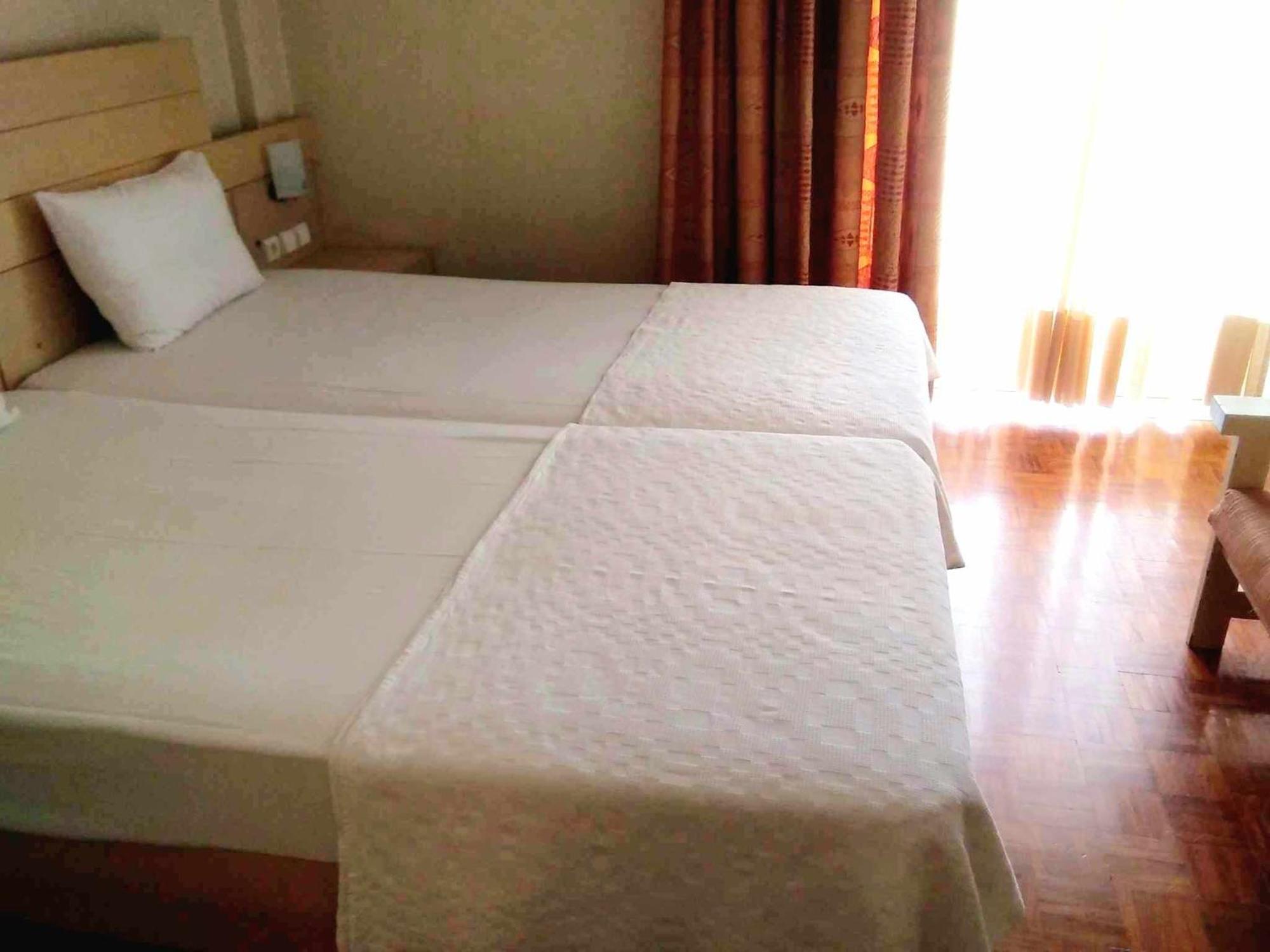 Hotel Kypreos كامينا فورلا المظهر الخارجي الصورة